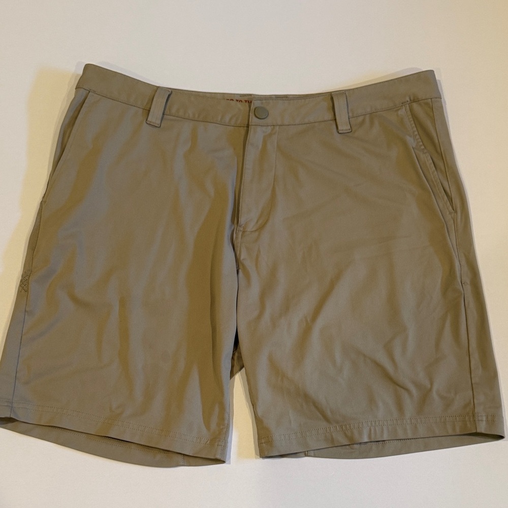 RHONE Men's Khaki Flat Front M19 Commuter  Shorts Sz36